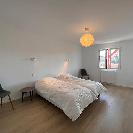 Maison Moderne A 400m De La Avec Terrasses Et Equipements Complets A St-jean-de-luz - Fr-1-239-878