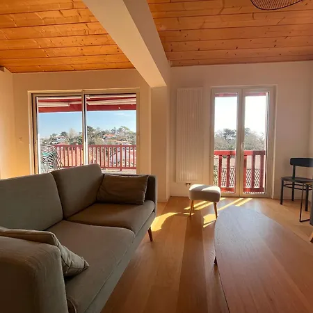 Сasa de vacaciones Maison Moderne A 400m De La Avec Terrasses Et Equipements Complets A St-jean-de-luz - Fr-1-239-878